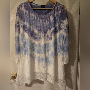 CalStyle BOHO‎ Sky Blue & White Top Sz.Medium